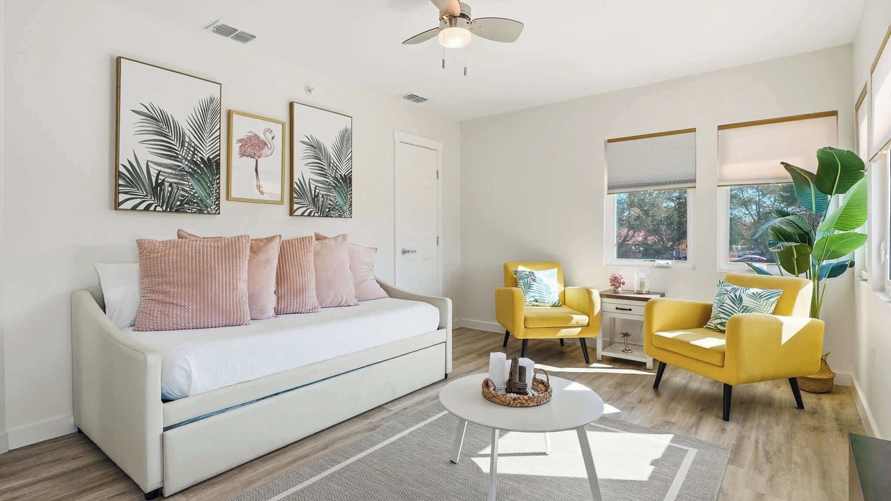 Photo of Livingroom in Del Mar