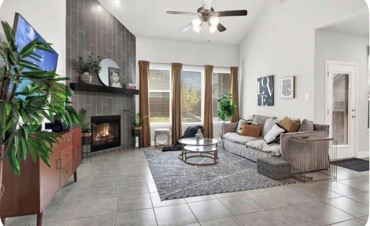 Photo of Livingroom in McKinney