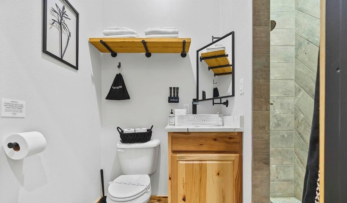 Photo of Bathroom in Royal