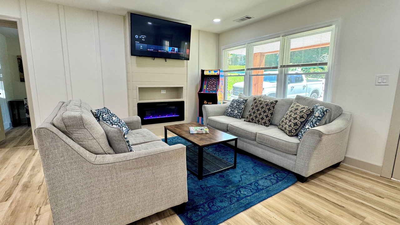 Photo of Livingroom in Mableton