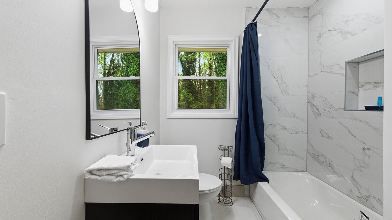 Photo of Bathroom in Mableton