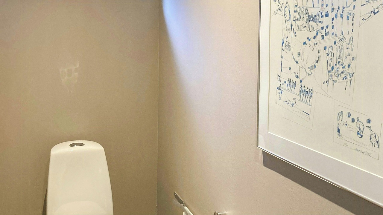 Photo of Bathroom in Give