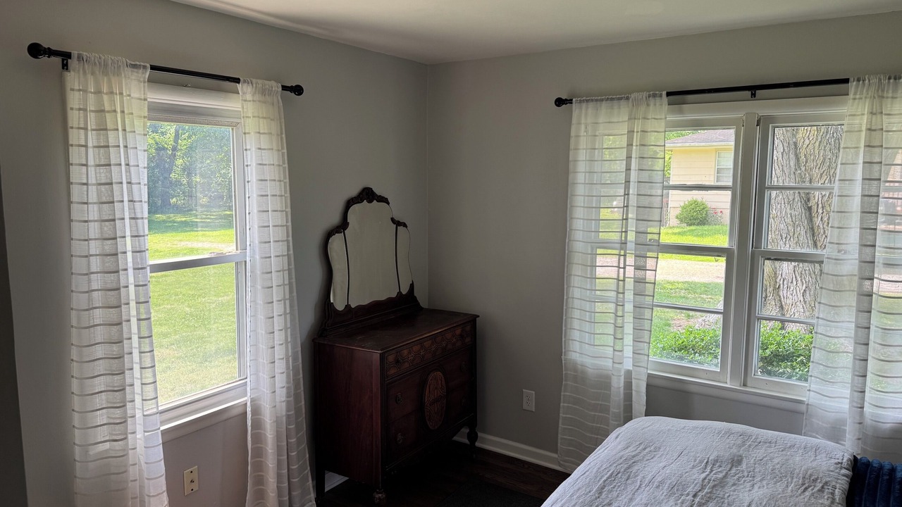 Photo of Bedroom in Edwardsville