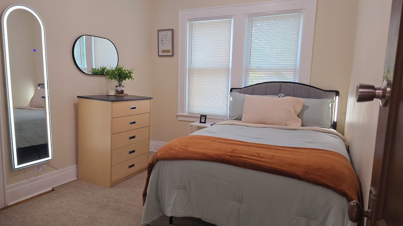Photo of Bedroom in Eastside