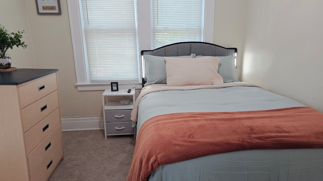 Photo of Bedroom in Eastside