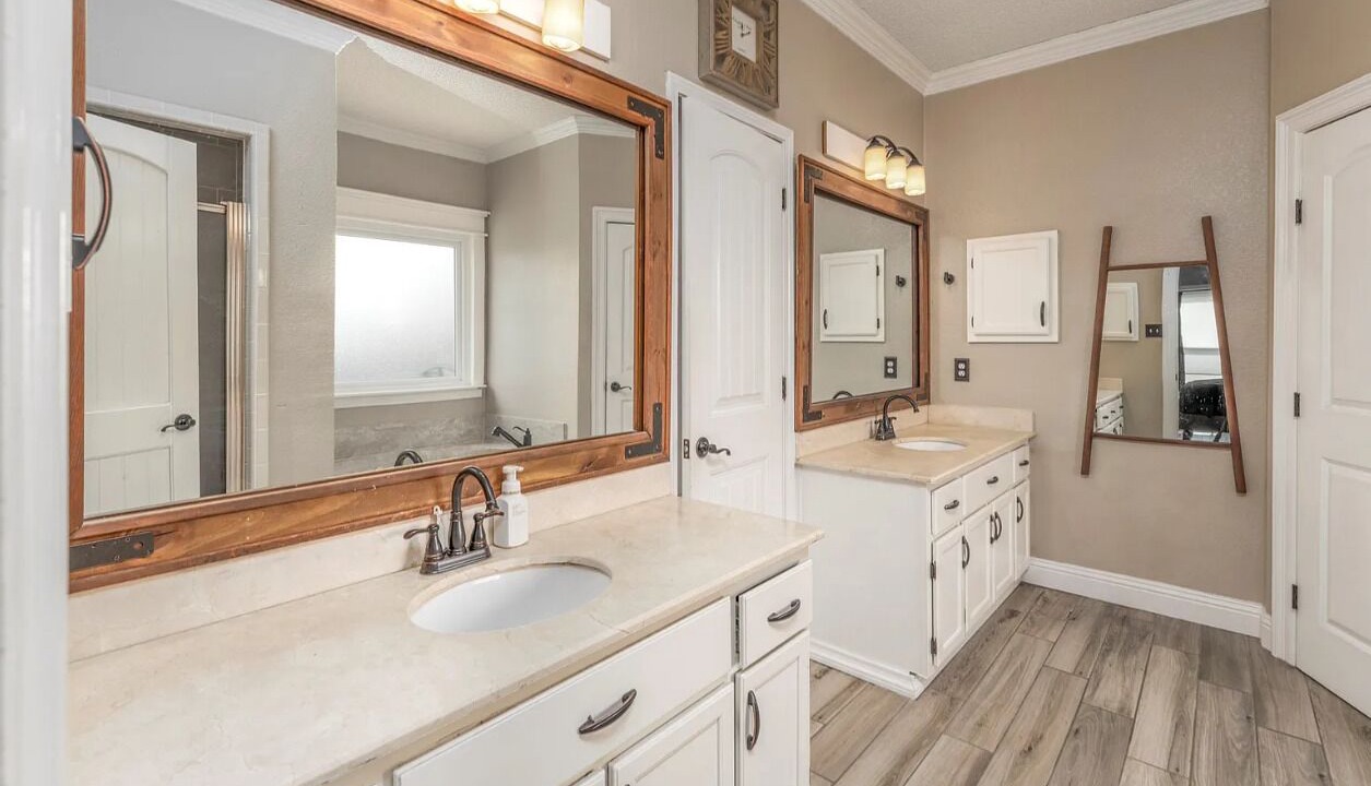 Photo of Bathroom in South Arlington