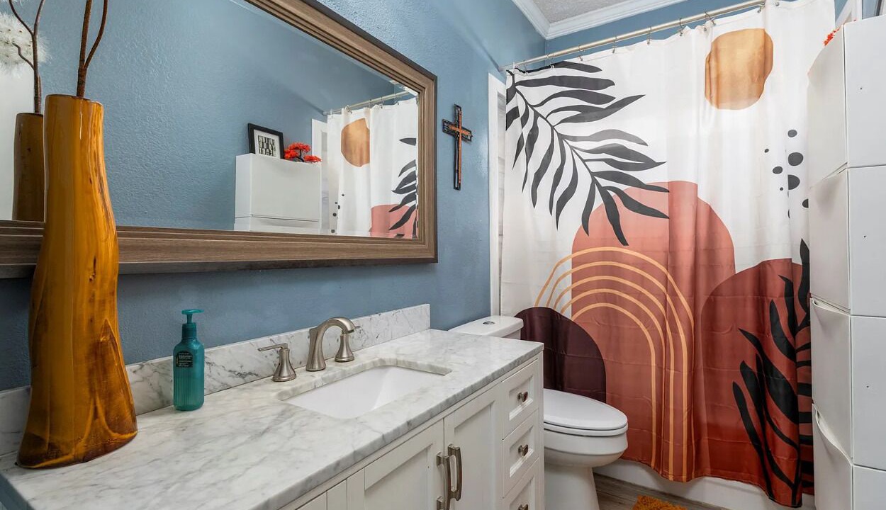 Photo of Bathroom in South Arlington