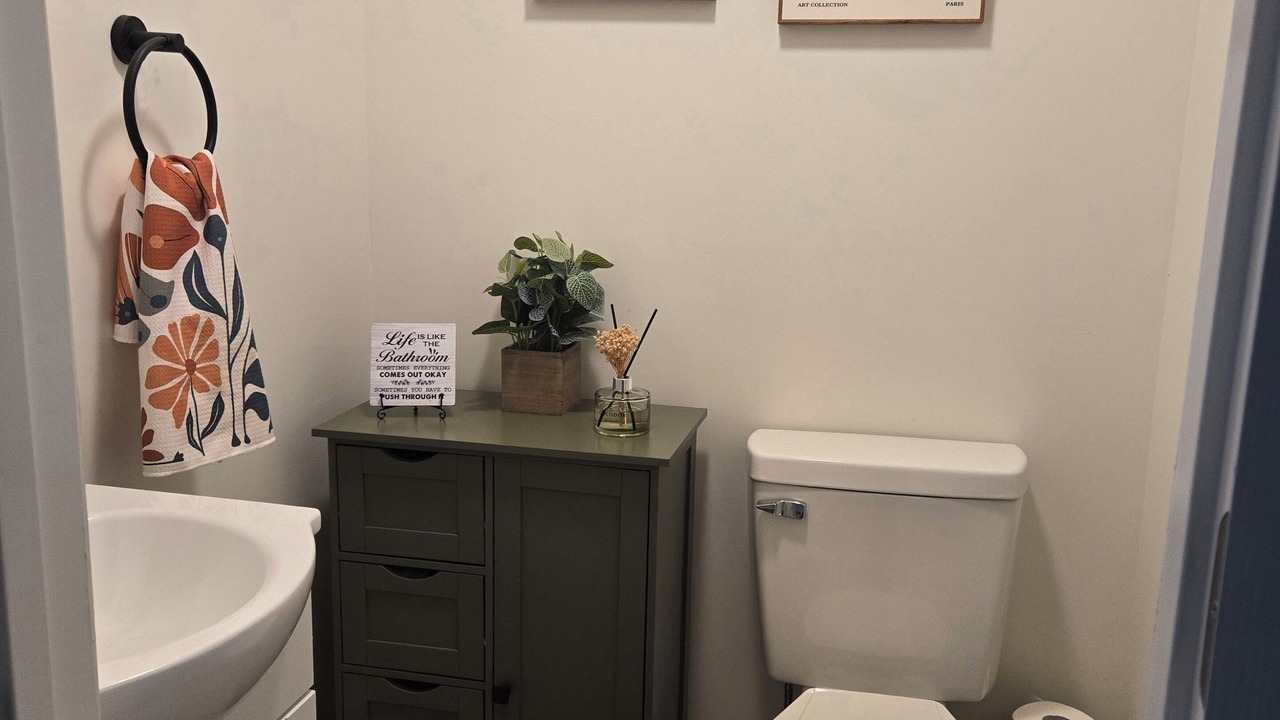 Photo of Bathroom in Peakland