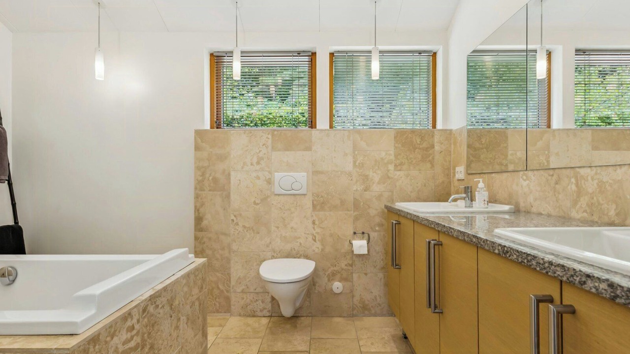 Photo of Bathroom in Femmøller