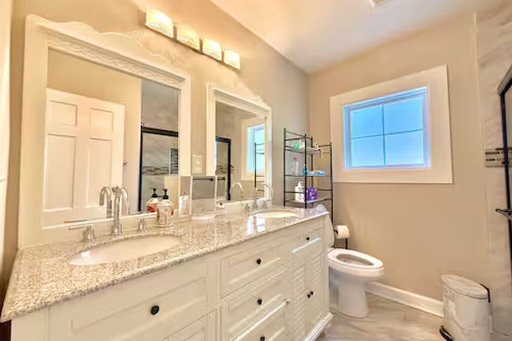 Photo of Bathroom in North Decatur