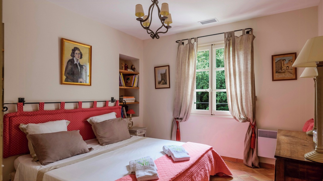 Photo of Bedroom in Barbentane