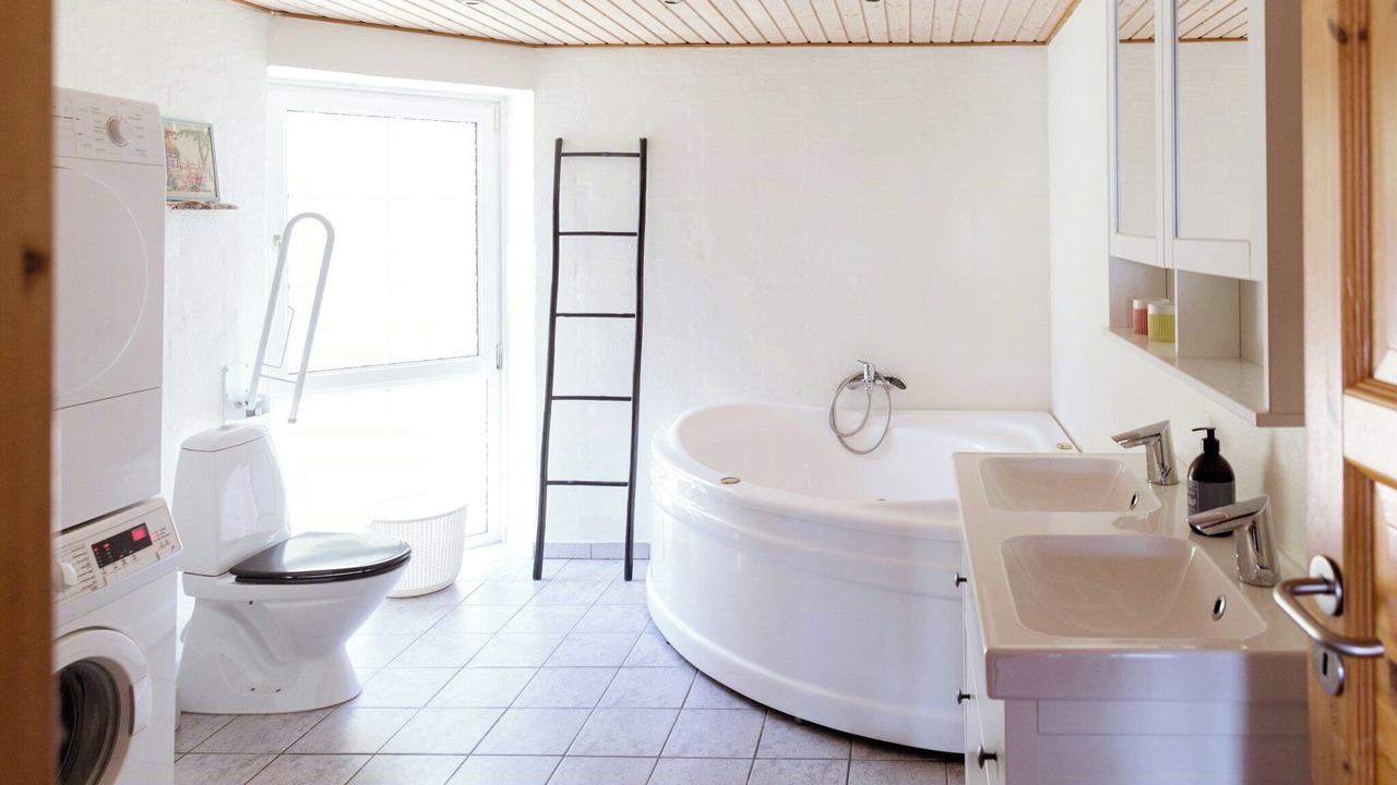 Photo of Bathroom in Argab
