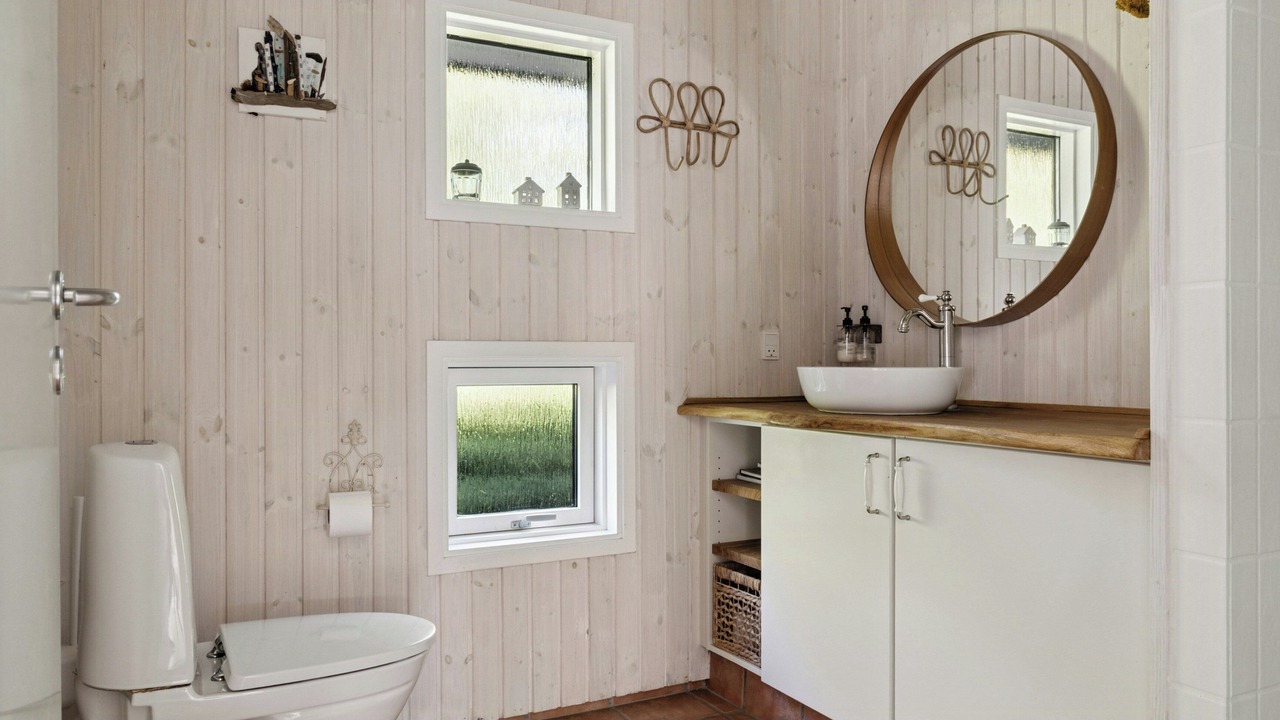 Photo of Bathroom in Holloselund