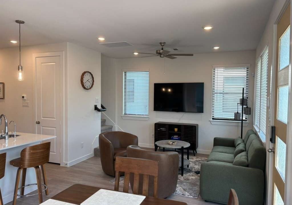 Photo of Livingroom in Richmond