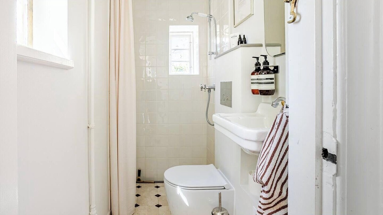 Photo of Bathroom in Frederiksberg