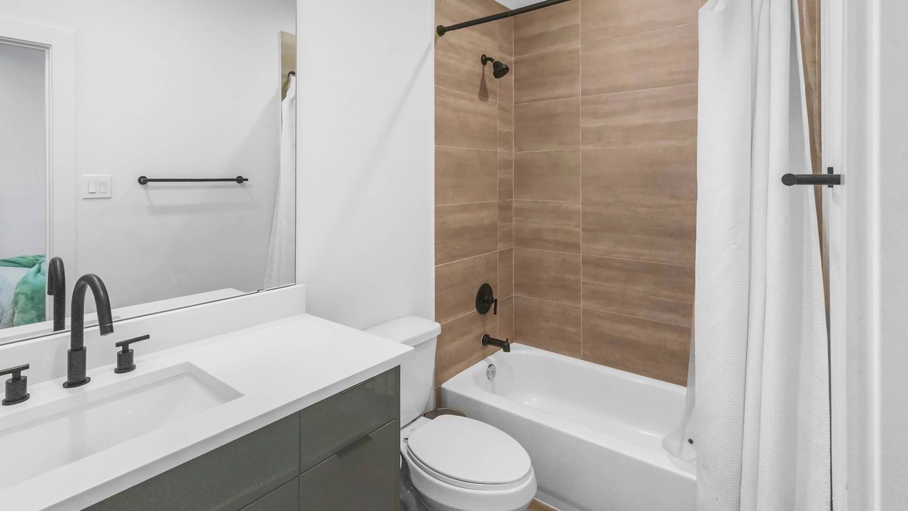 Photo of Bathroom in OST - South Union