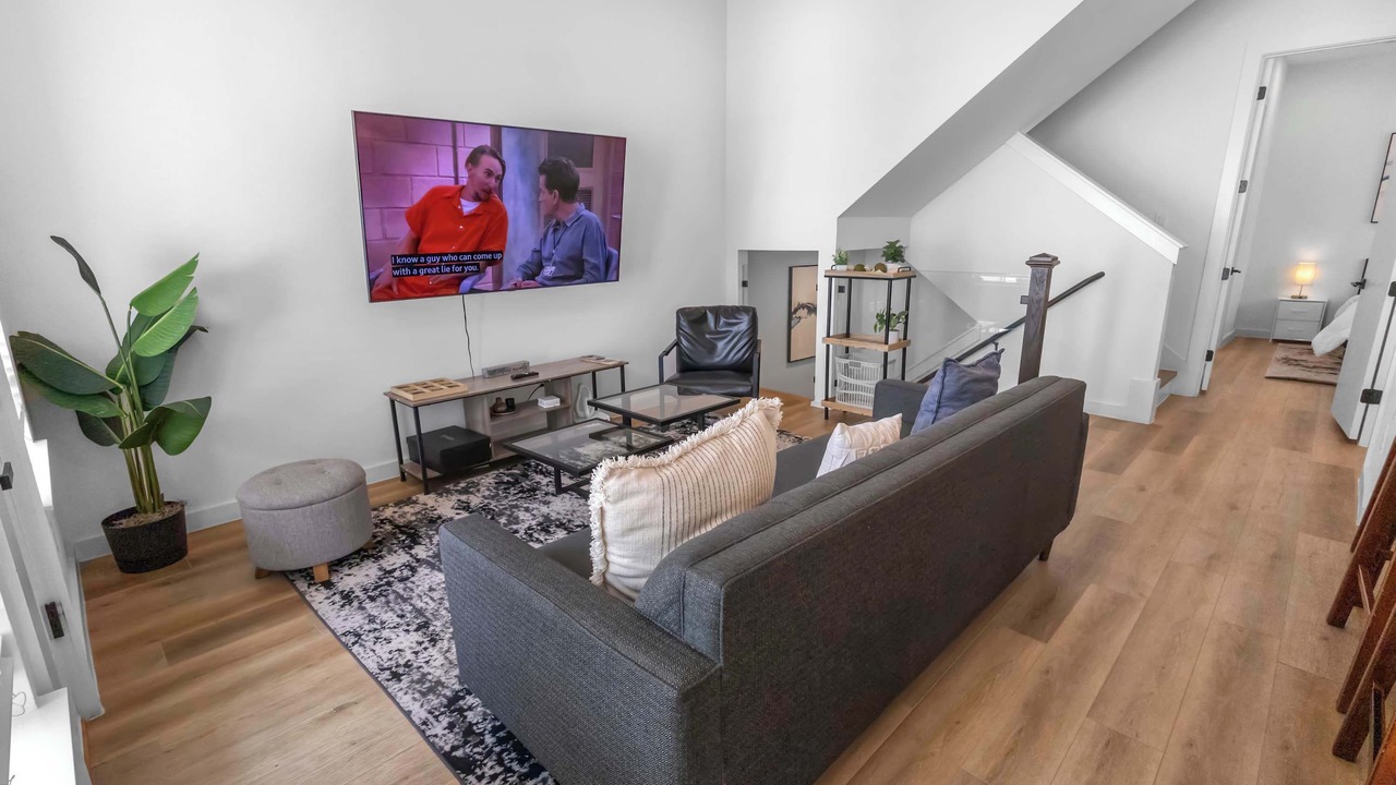 Photo of Livingroom in OST - South Union