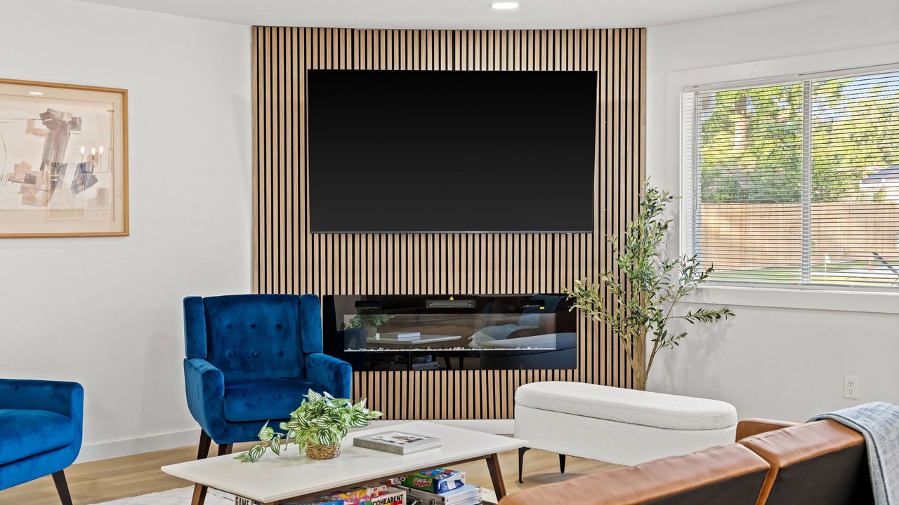 Photo of Livingroom in Spring