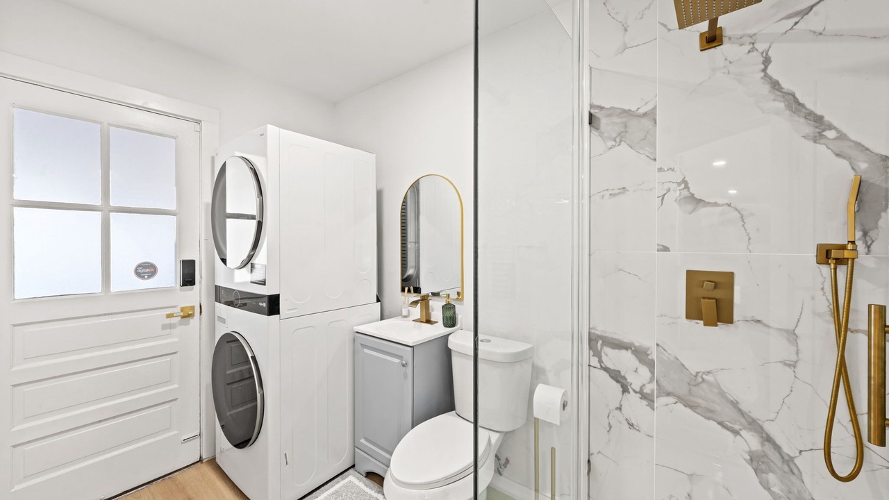 Photo of Bathroom in Spring