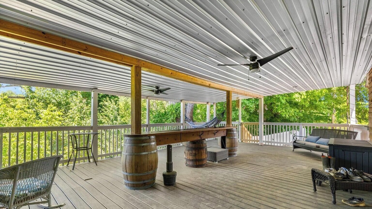 Photo of Patio Balcony in Rogersville