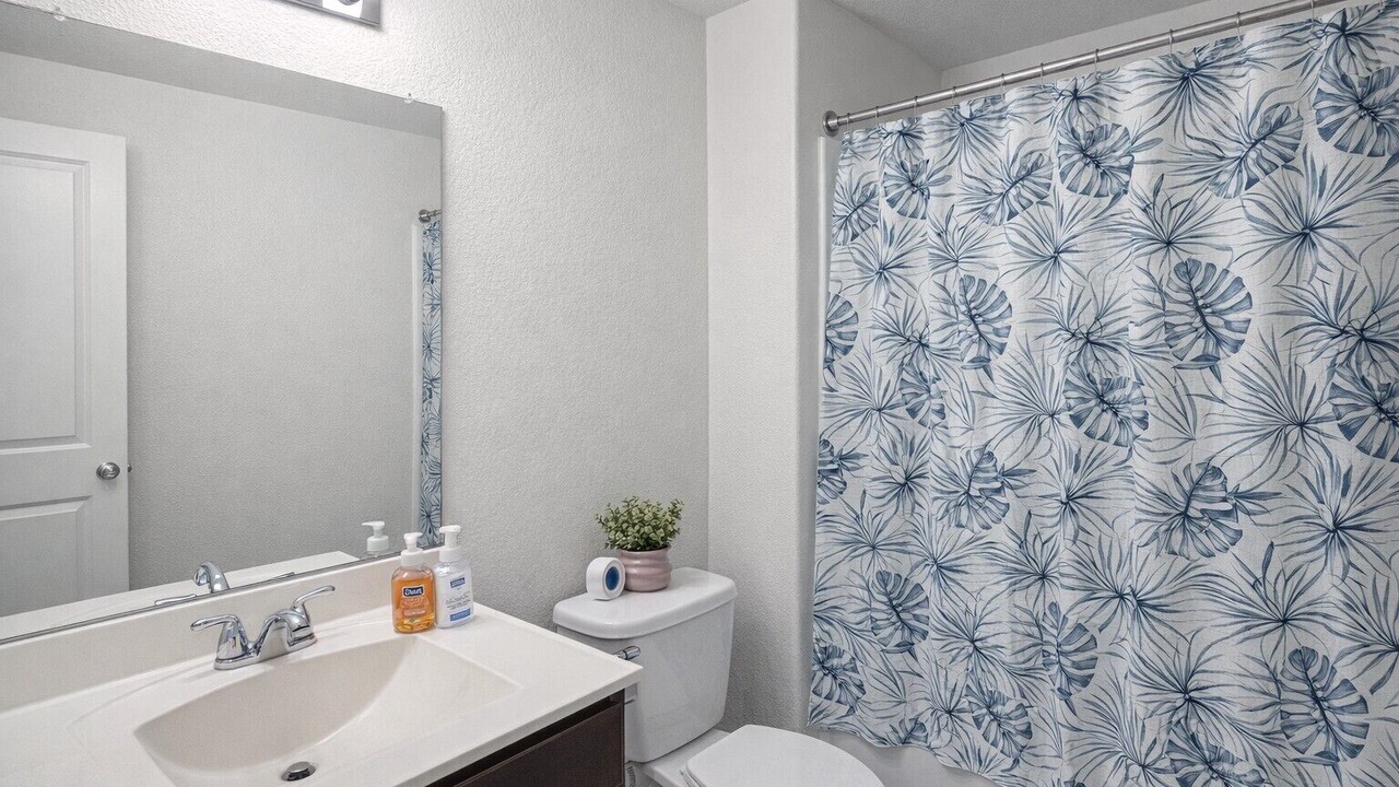 Photo of Bathroom in Clodine