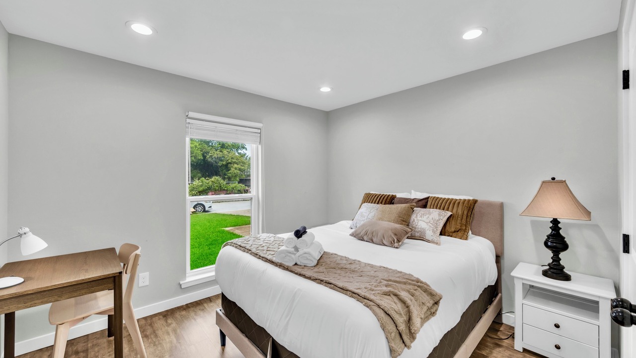 Photo of Bedroom in Allen