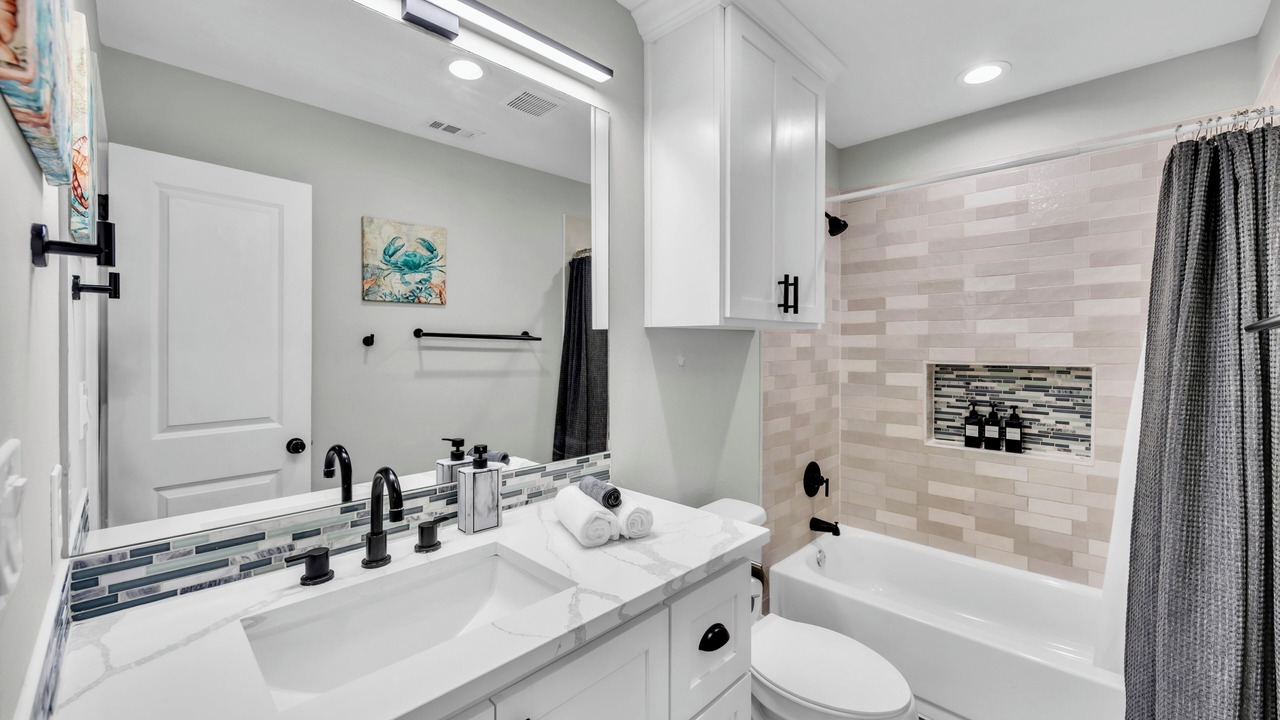 Photo of Bathroom in Allen