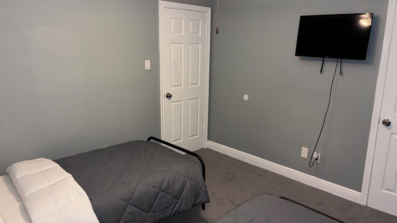 Photo of Bedroom in Humble