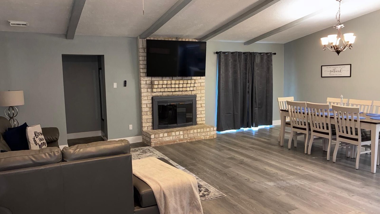 Photo of Livingroom in Humble
