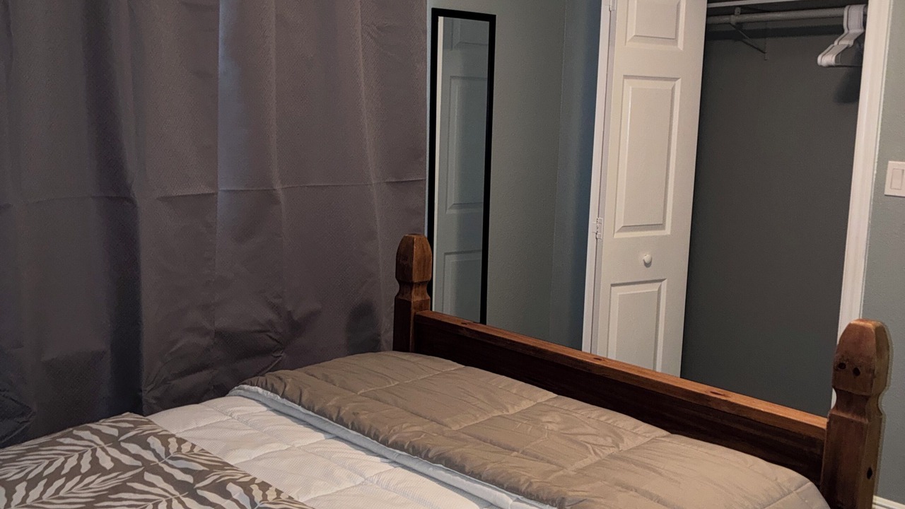 Photo of Bedroom in Humble