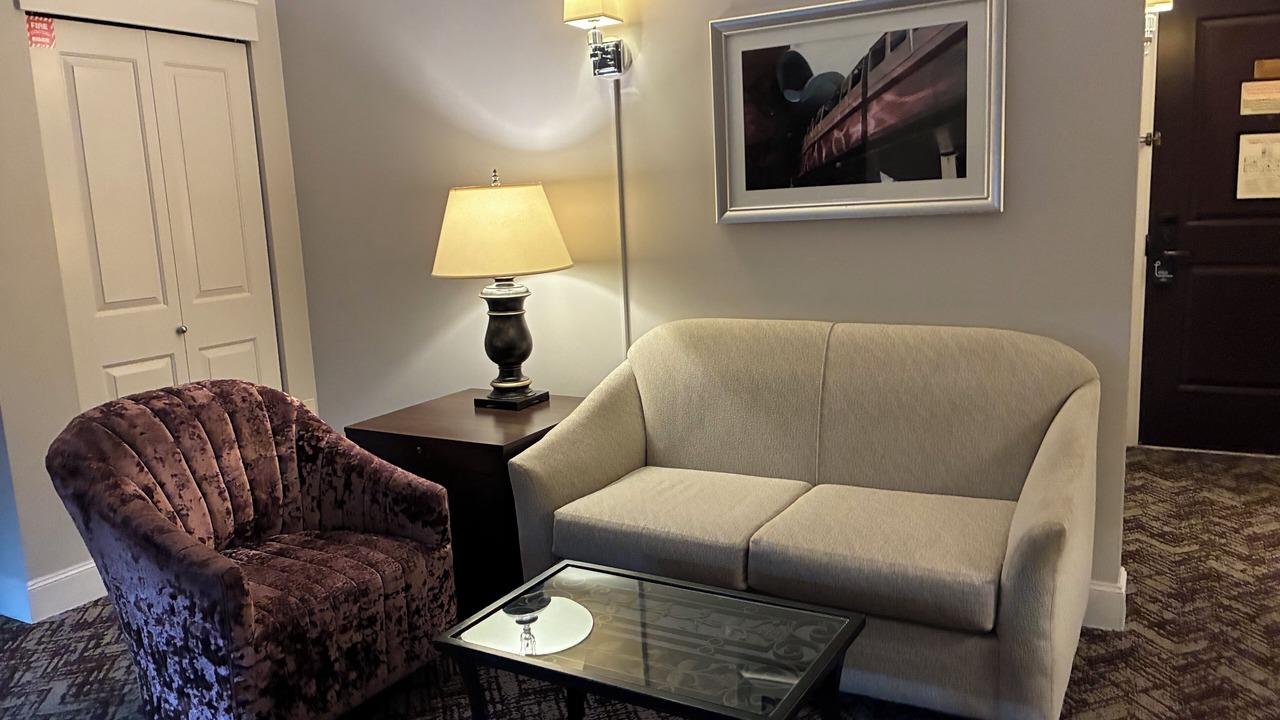Photo of Livingroom in West Queen Anne