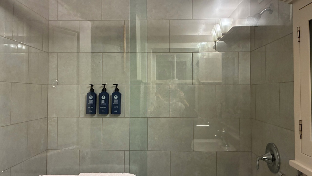 Photo of Bathroom in West Queen Anne