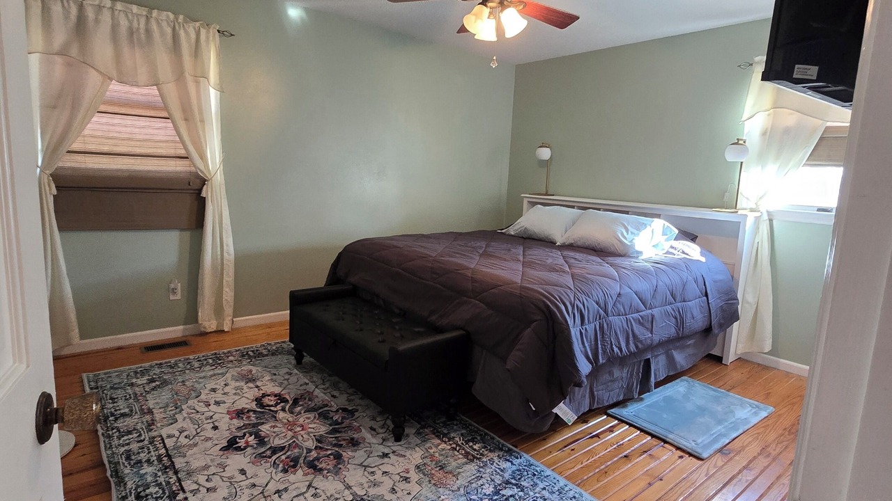 Photo of Bedroom in Rolla