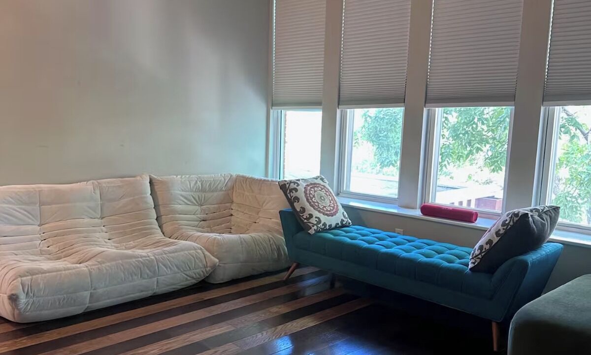Photo of Livingroom in Highland
