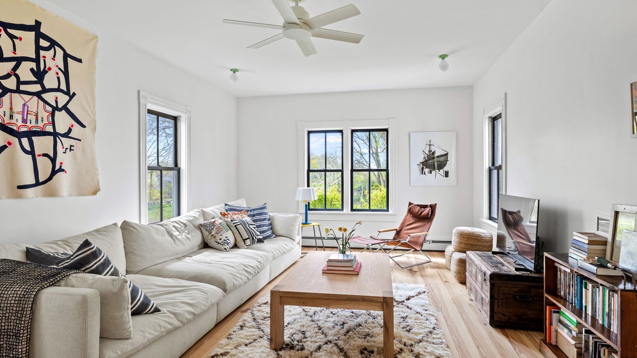 Photo of Livingroom in New Shoreham