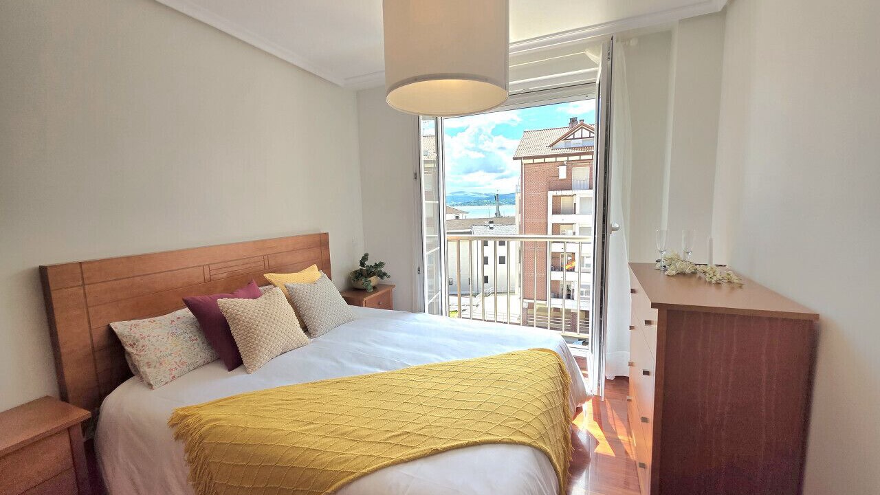 Photo of Bedroom in Santona