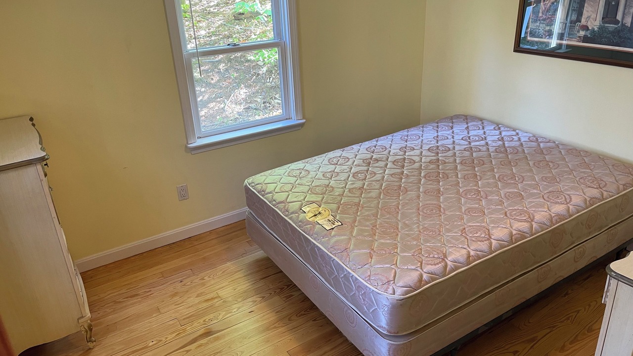 Photo of Bedroom in The Bluffs
