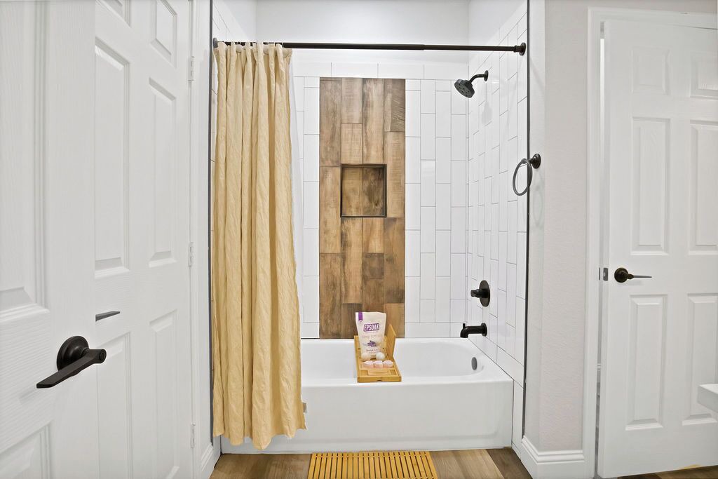 Photo of Bathroom in Waxahachie