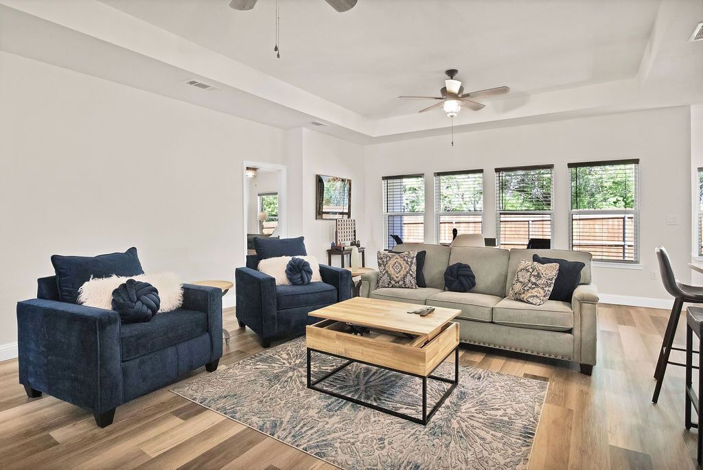 Photo of Livingroom in Waxahachie