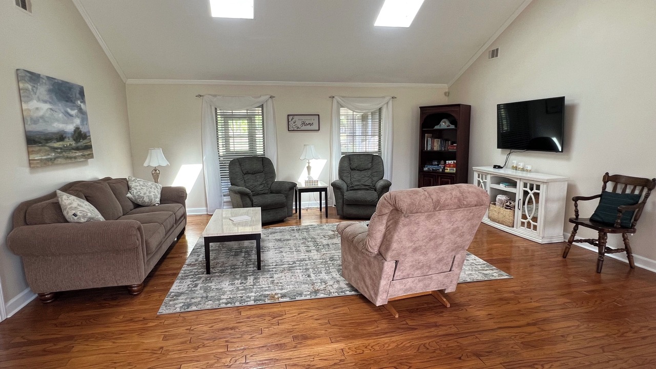 Photo of Livingroom in Jonesboro