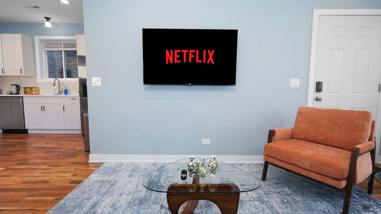 Photo of Livingroom in East Garfield Park