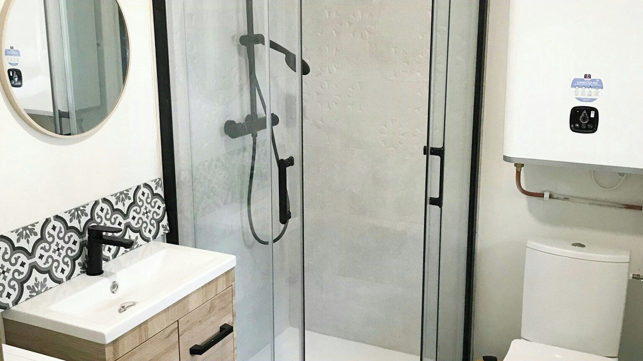 Photo of Bathroom in Cruguel