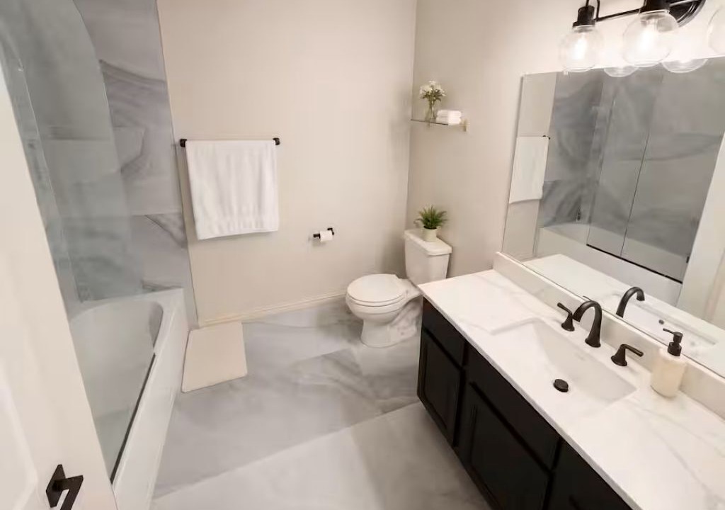 Photo of Bathroom in Frisco