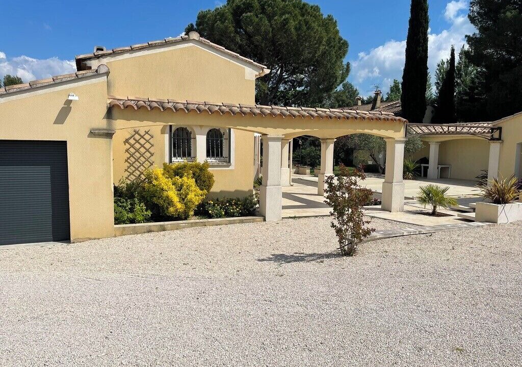 Photo of Outdoor in Saint-Saturnin-les-Avignon