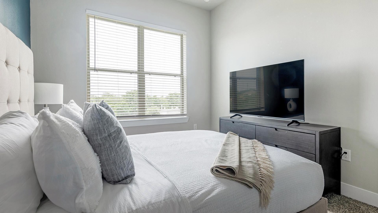 Photo of Bedroom in Montopolis
