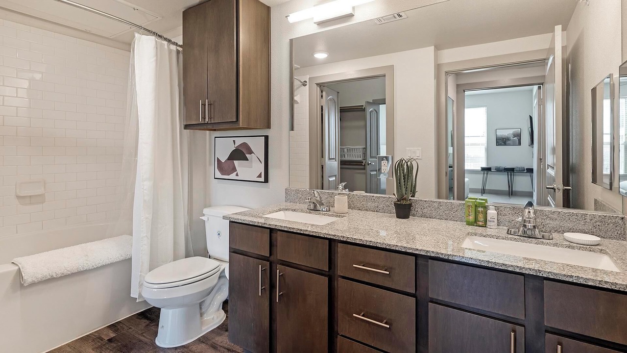 Photo of Bathroom in Manor