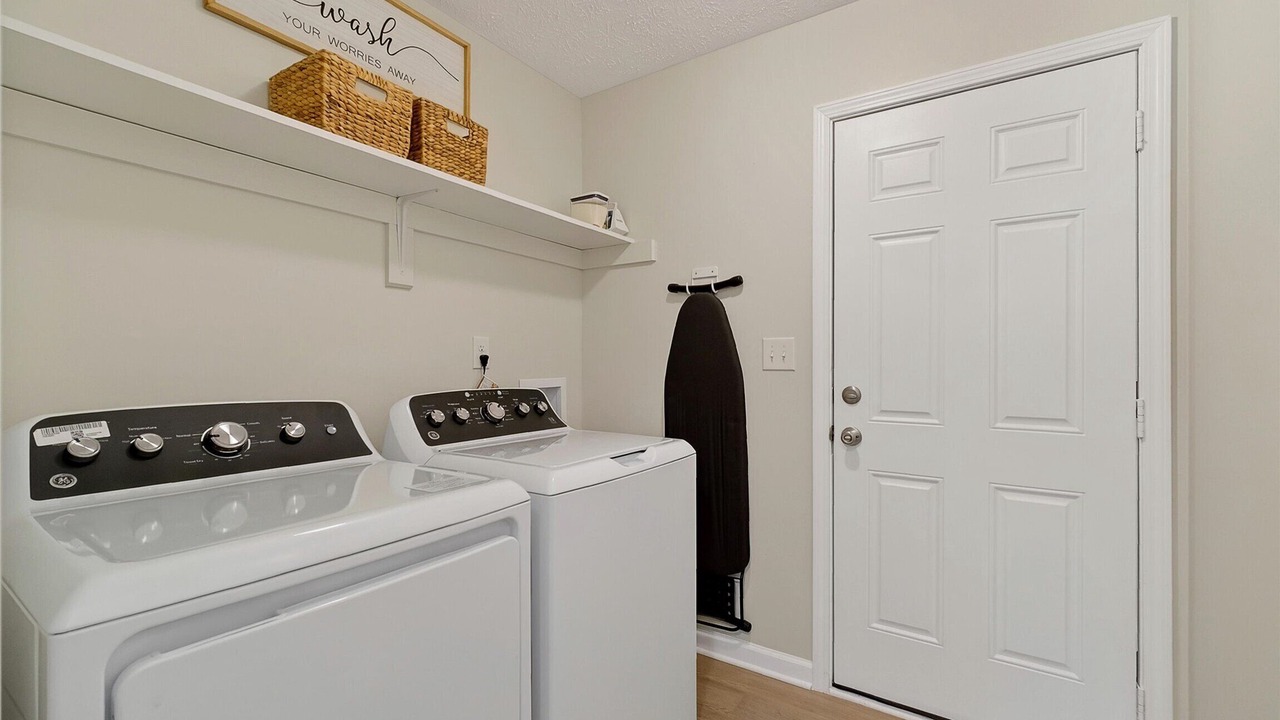 Photo of Bedroom in Maxwell