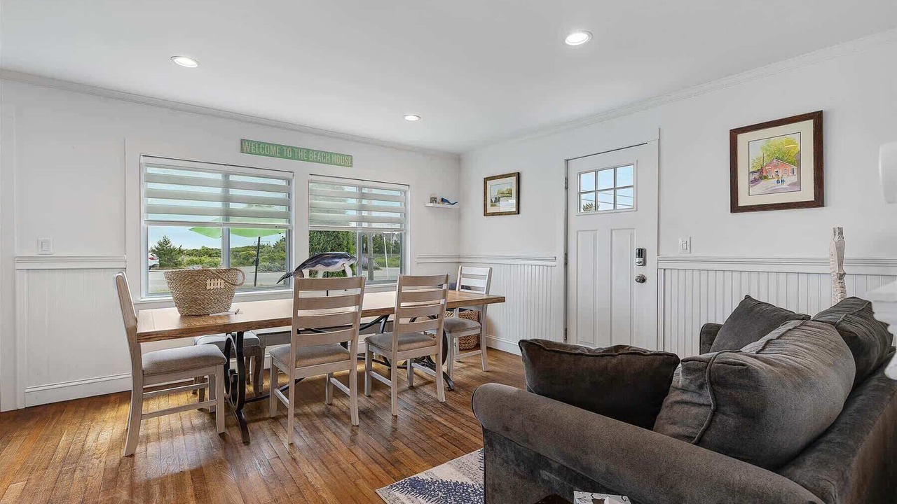 Photo of Livingroom in Centerville