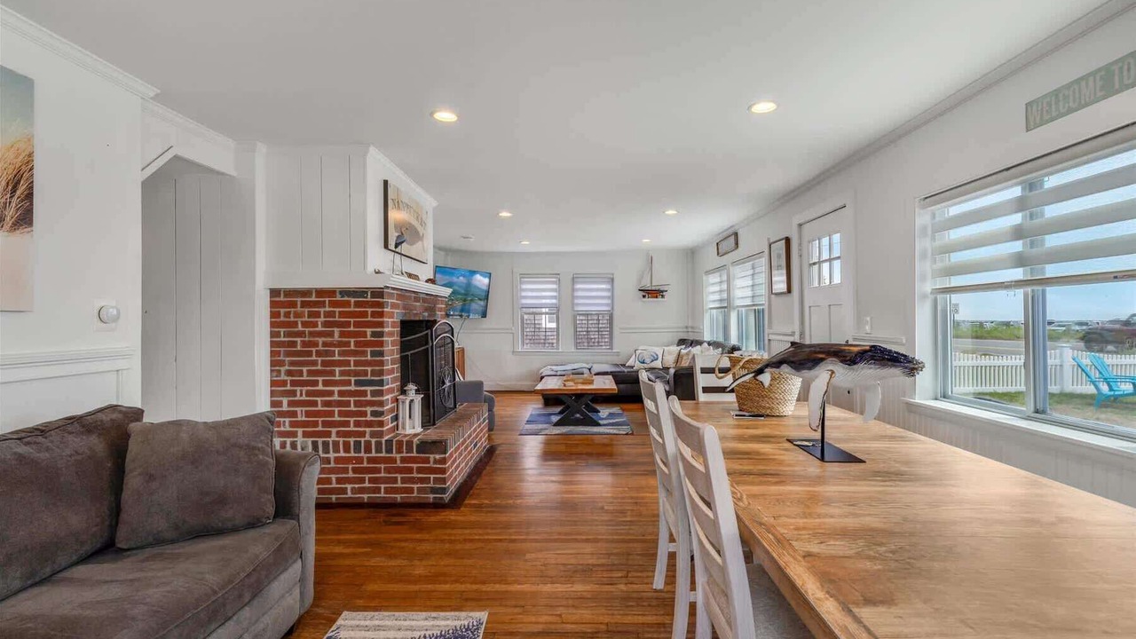 Photo of Livingroom in Centerville