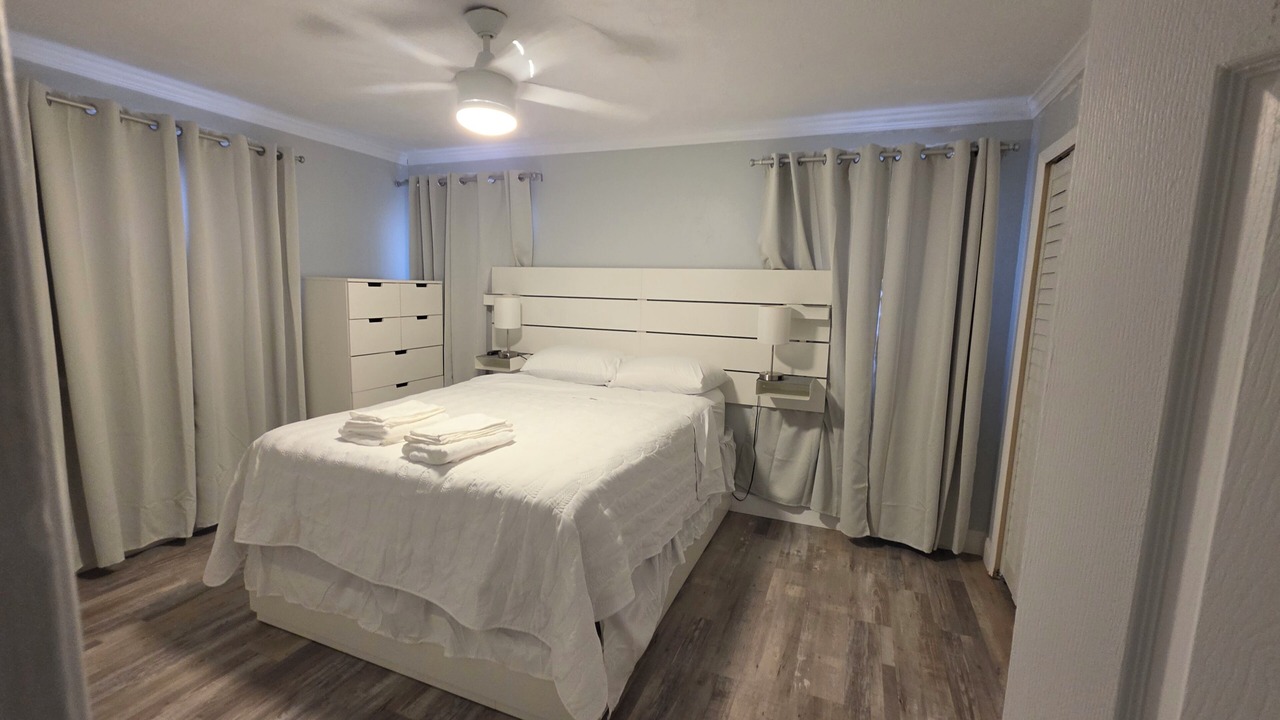 Photo of Bedroom in Goldenrod